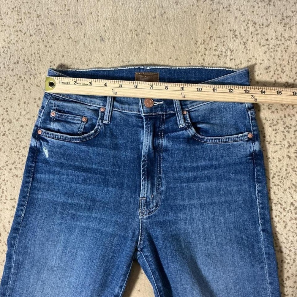 Mother The Insider Crop Step Chew Jeans Dancing On Coals Blue 1417-104 Size 26 - Picture 7 of 8